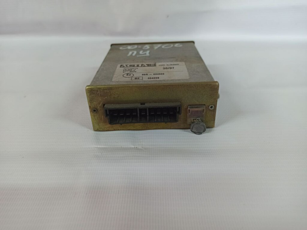блок электронный б/у - 1